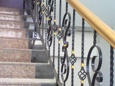 铁艺楼梯扶手——艺术的精华